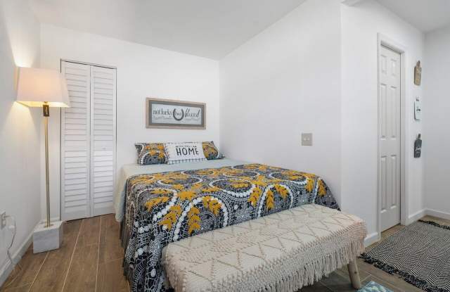 1401 Mystic Court photos photos