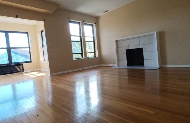 6342 S KENWOOD Avenue Gallery 2