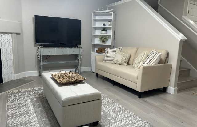 3084 Sage Loop Gallery 4