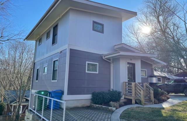 West Asheville, Green Built, 4 Bedroom, 4 Bathroom. Two separate living areas. photos photos