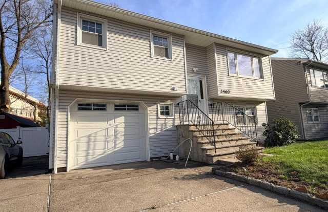 2460 WOODBRIDGE Avenue photos photos