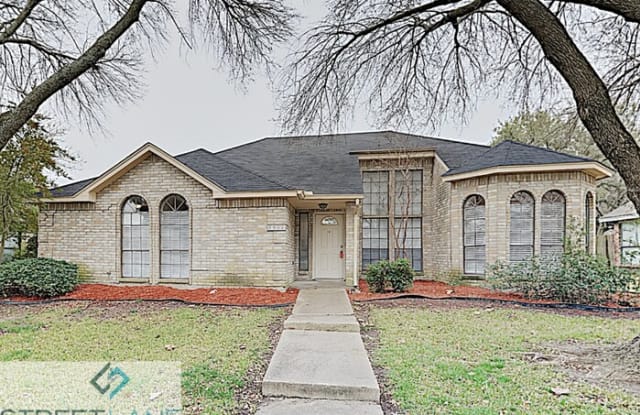 8906 Briarwood Drive - 8906 Briarwood Dr, Rowlett, TX 75088