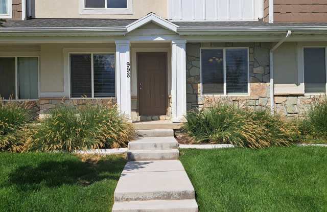 998 N 20 E photos photos