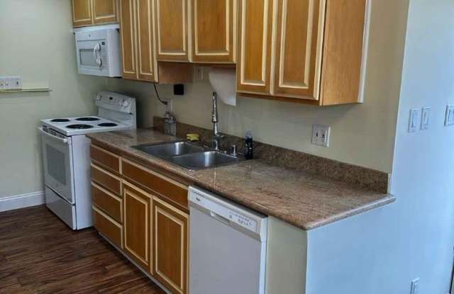 2797 Massachusetts AVE - 2797 Massachusetts Avenue, Redwood City, CA 94061