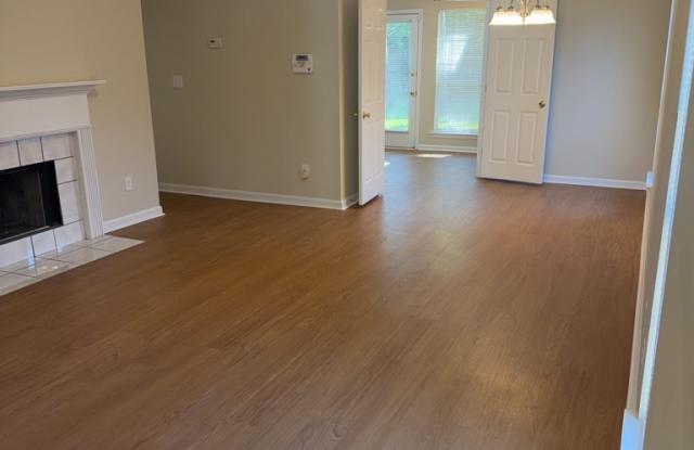 1619 Meadow Oak Court Gallery 3