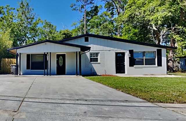 7057 Sonora Drive North - 7057 Sonora Drive North, Jacksonville, FL 32244