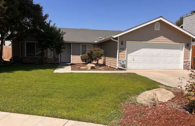 Nice home for rent in Visalia - 206 West Packwood Court, Visalia, CA 93277