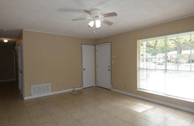 4505 Brian St Gallery 4