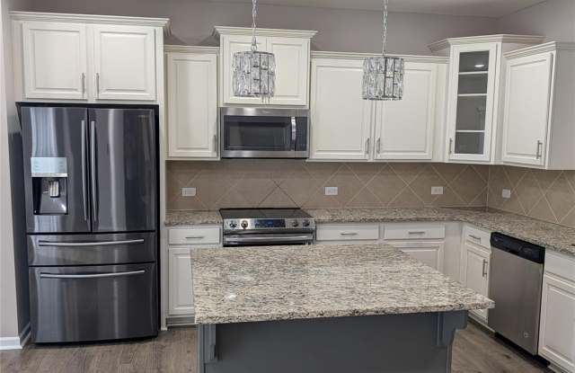 4031 Huntley Glen Drive Gallery 4