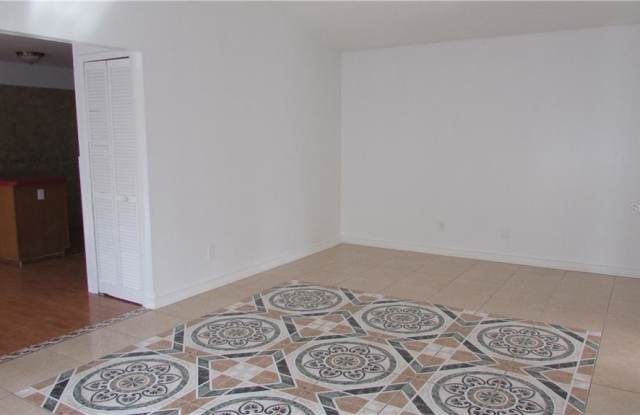 2488 FIELDING COURT Gallery 2