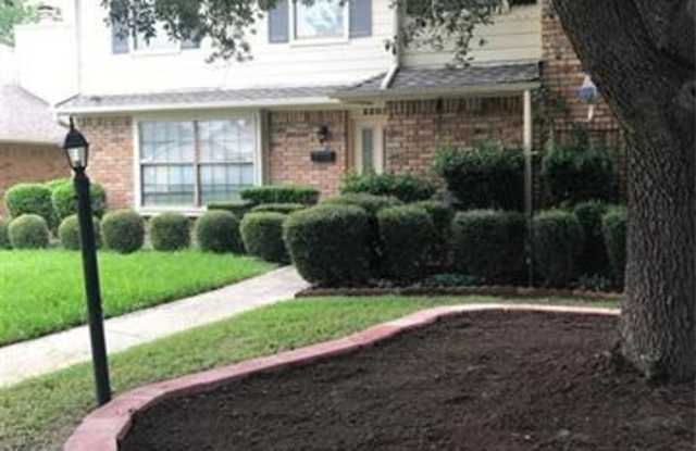 2203 St Vincent Court - 2203 Saint Vincent Court, Arlington, TX 76013