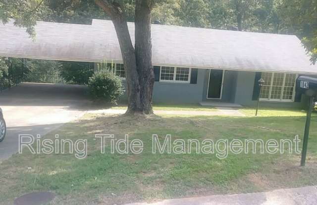 1042 Mesa Dr - 1042 Mesa Drive, Birmingham, AL 35235