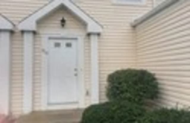 400 Golden Valley Dr - 400 Golden Valley Drive, Pataskala, OH 43062