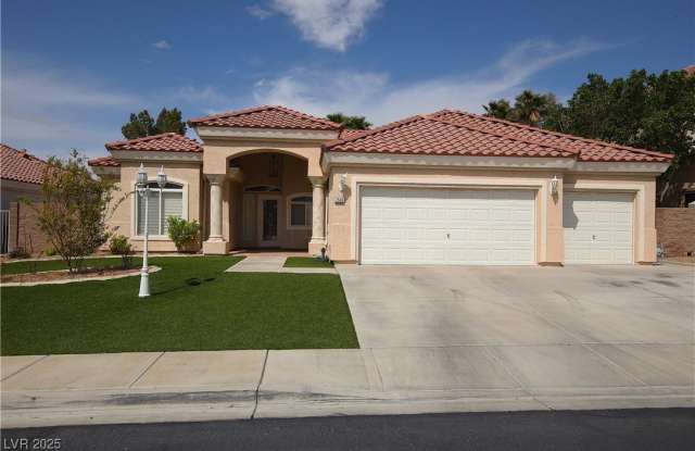 2593 Mizzoni Circle photos photos