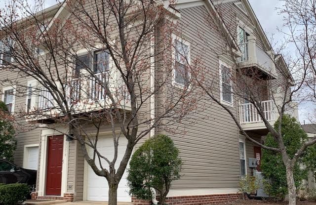 43374 GREYSWALLOW TERRACE - 43374 Greyswallow Terrace, Ashburn, VA 20147