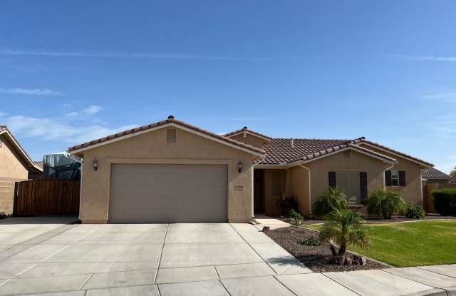 4 BEDROOM 3 BATH HOME! photos photos