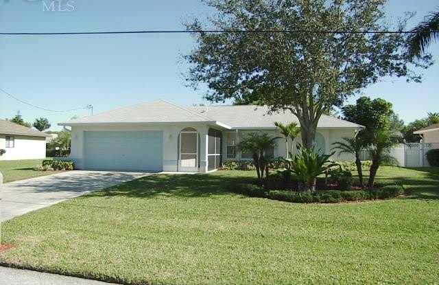 709 SE 20th Place photos photos 709 SE 20th Place photos photos