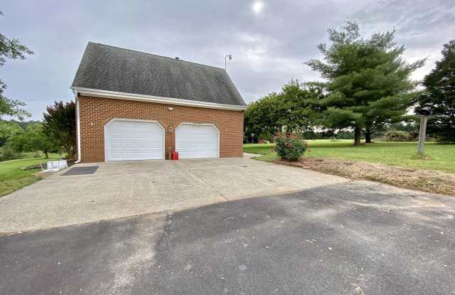 14201 Mill Creek Drive Gallery 4