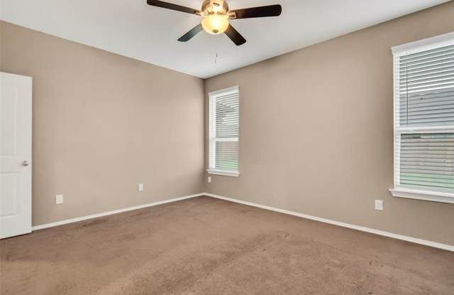 1021 Waverly Drive Gallery 4
