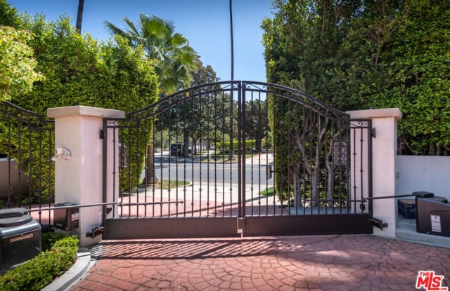 906 Benedict Canyon Dr - 906 Benedict Canyon Drive, Beverly Hills, CA 90210