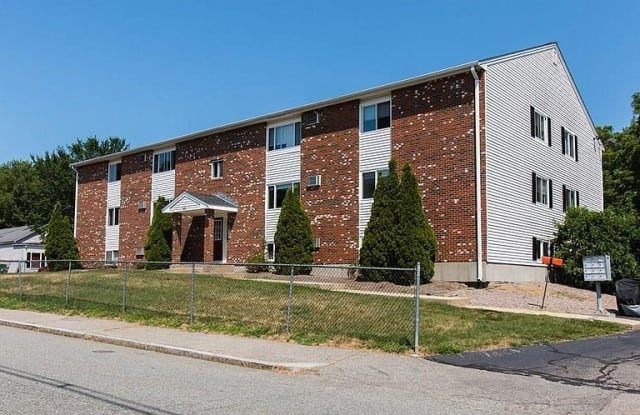 42 Fisher street unit 2 - 42 Fisher St, Bristol County, MA 02760