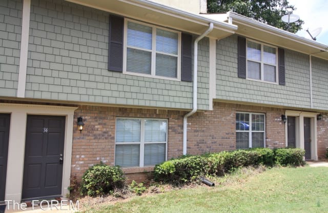34 Villa Ct, SE - 34 Villa Ct SE, Smyrna, GA 30080