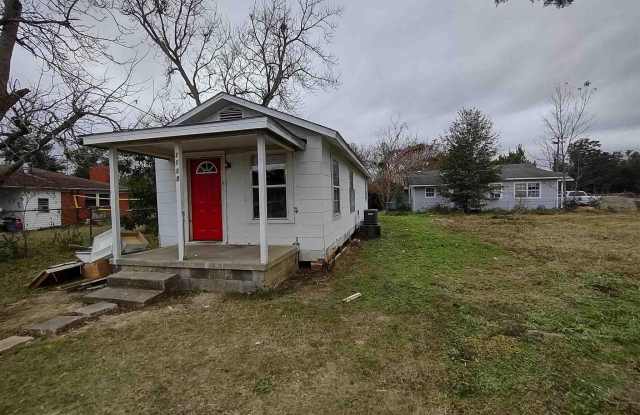 1119 N Q St photos photos