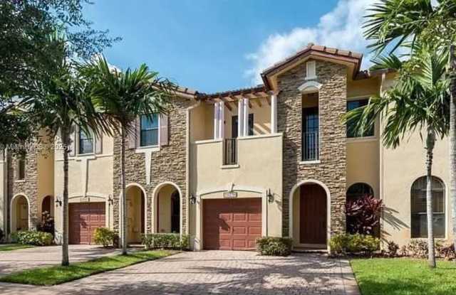 10279 NW 30th Ter photos photos