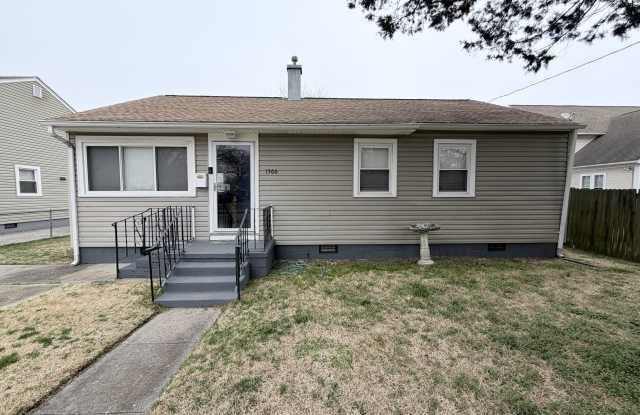 1366 Baychester Avenue photos photos