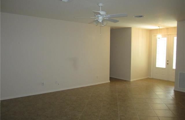 25781 Old Gaslight DR Gallery 4
