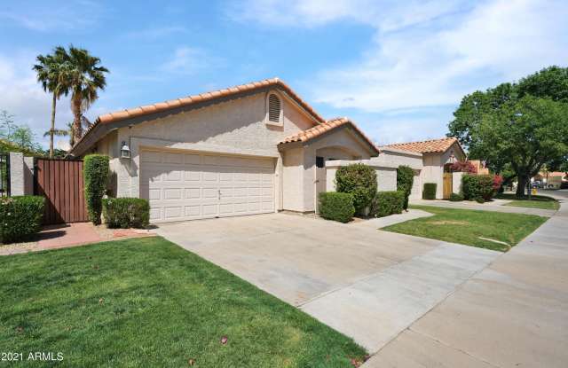 11010 W POINSETTIA Drive Gallery 4