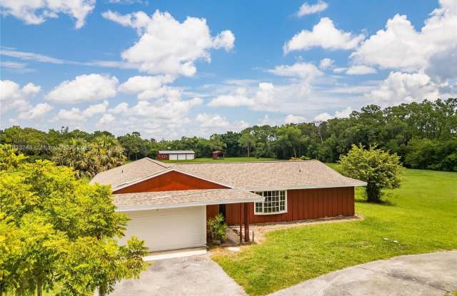 25 SW Appaloosa St photos photos