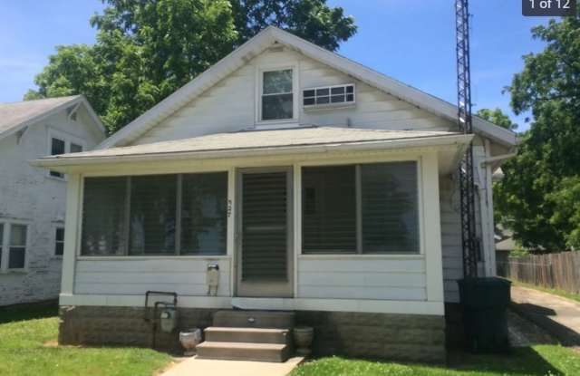 Cozy student housing available now! photos photos Cozy student housing available now! photos photos