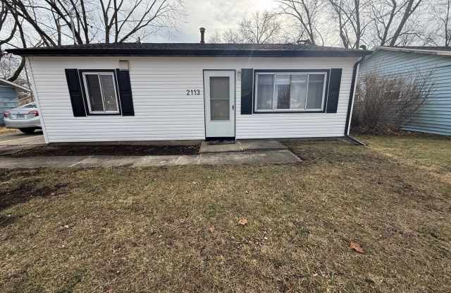 Spacious 3-Bedroom Home with Large Backyard photos photos