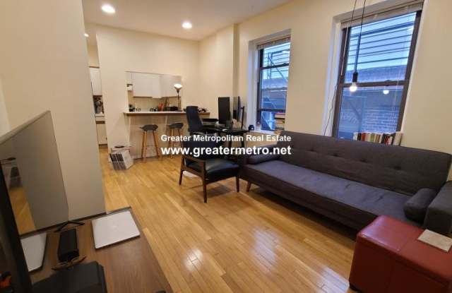 16 Foster St. photos photos