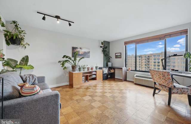 2501 CALVERT Street NW unit: 811 photos photos 2501 CALVERT Street NW unit: 811 photos photos