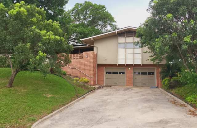 Mid-century home ready for move-in photos photos