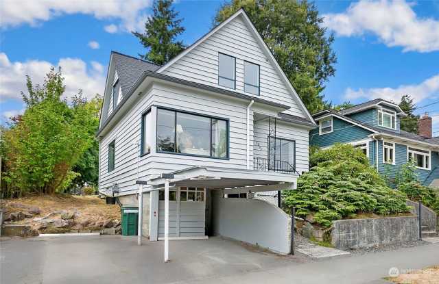 1bd/1ba Seattle Triplex photos photos