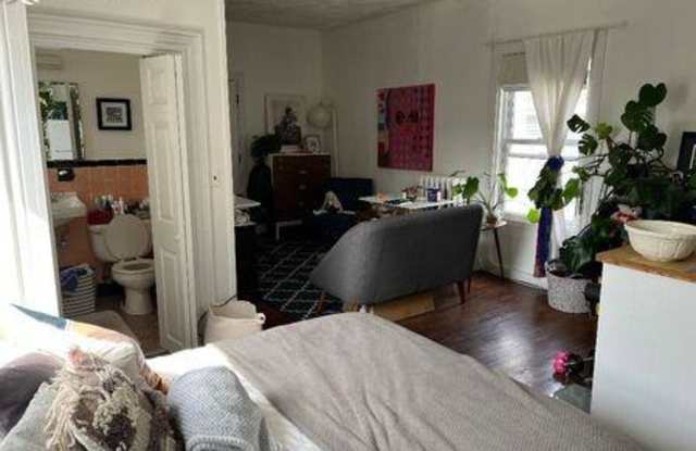 3 Prentiss St. Gallery 4