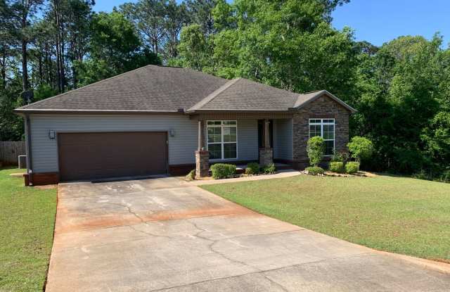 Available NOW - 102 Valley Chase - 102 Valley Chase Drive, Enterprise, AL 36330