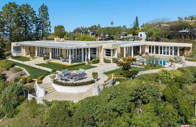 380 Trousdale Pl - 380 Trousdale Place, Beverly Hills, CA 90210