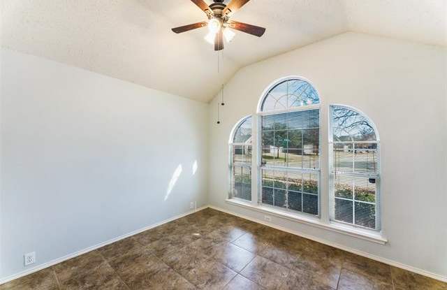 2536 Briarcrest Drive Gallery 3