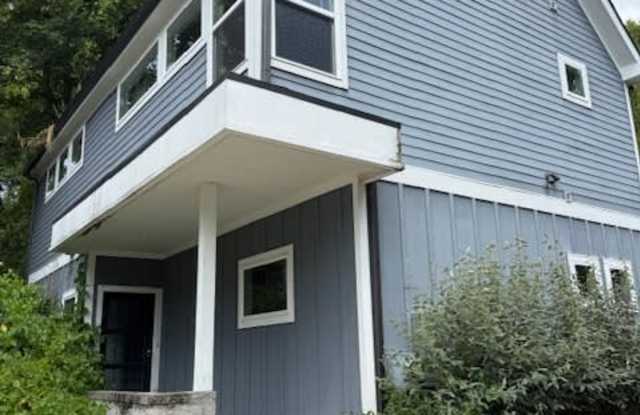 1806 Allison Place photos photos