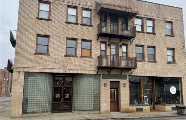 35 S Beeson Blvd photos photos