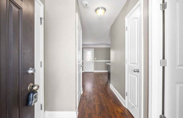 SPECIAL GRADUATED RENT OFFER! Gallery 3