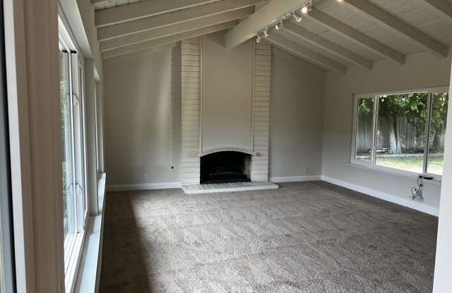 18411 Jocotal Avenue Gallery 4