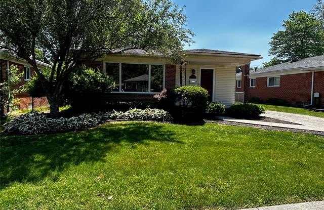 1122 Englewood Avenue photos photos