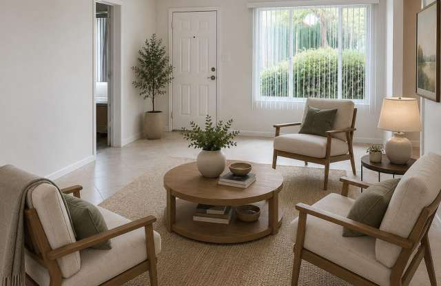 4326 E Glenrosa Avenue Gallery 3