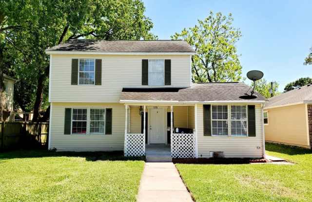 115 11th Ave. N - 115 11th Avenue North, Texas City, TX 77590