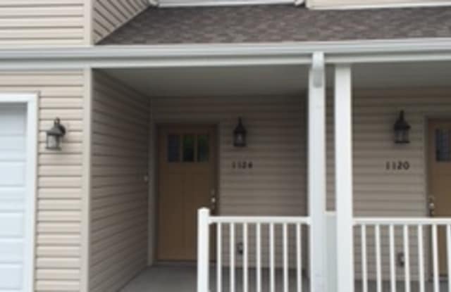 Very Nice 2 bed, 2.5 bath townhouse photos photos